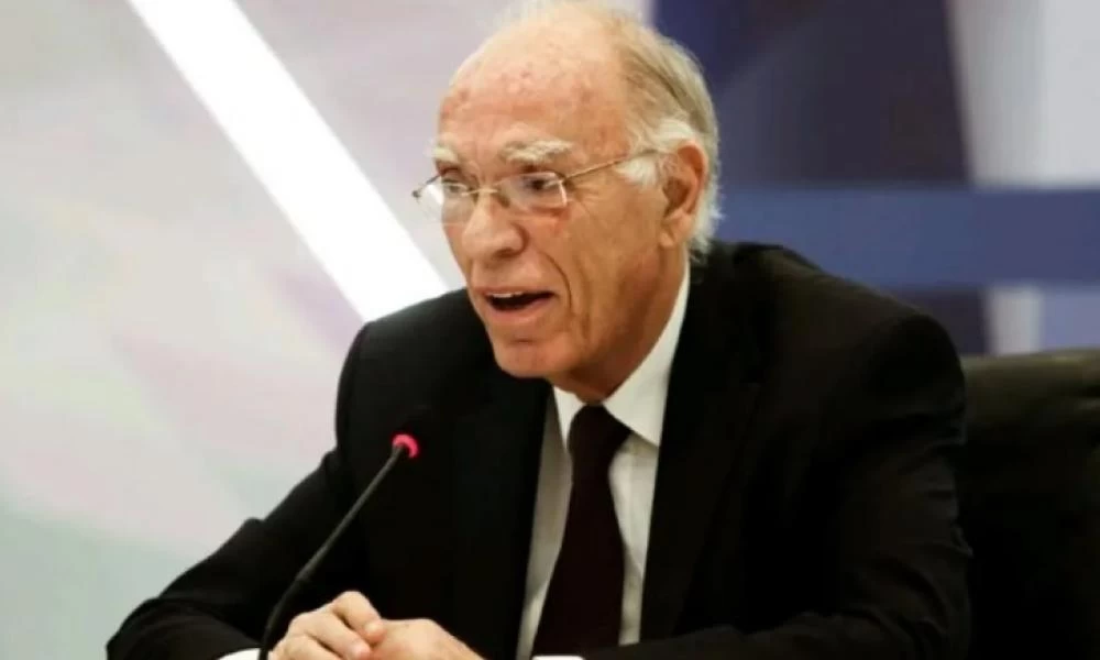 Βασίλης Λεβέντης: Για 12η ημέρα παραμένει διασωληνωμένος στη ΜΕΘ του Ευαγγελισμού